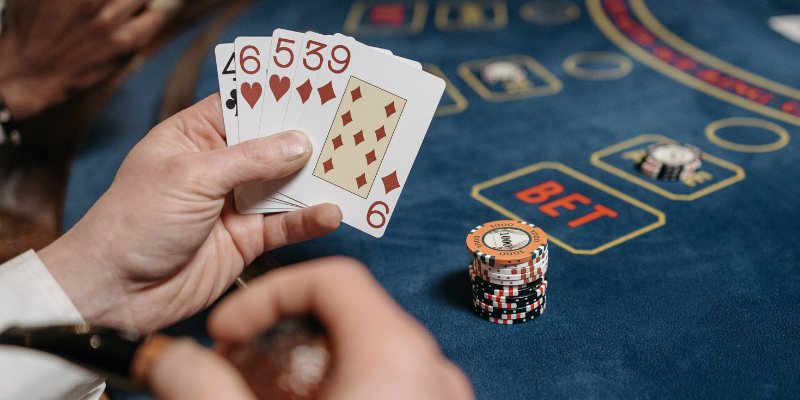 Hướng dẫn cách chơi Baccarat cơ bản ai cũng nên biết